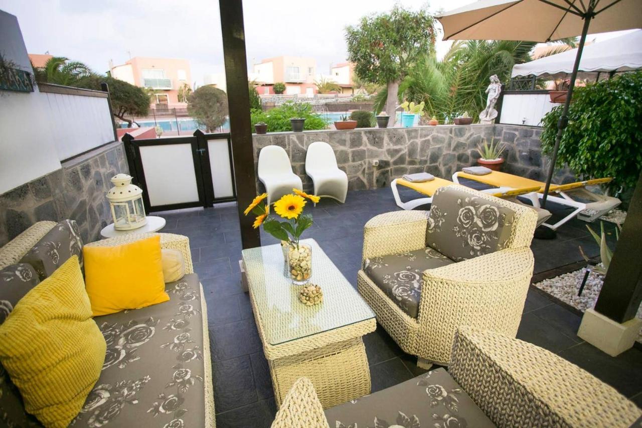 Elegant Villa In Corralejo Exterior photo